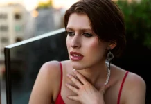 Elegant Emblems: Heart Embossed and Star Linked Earrings